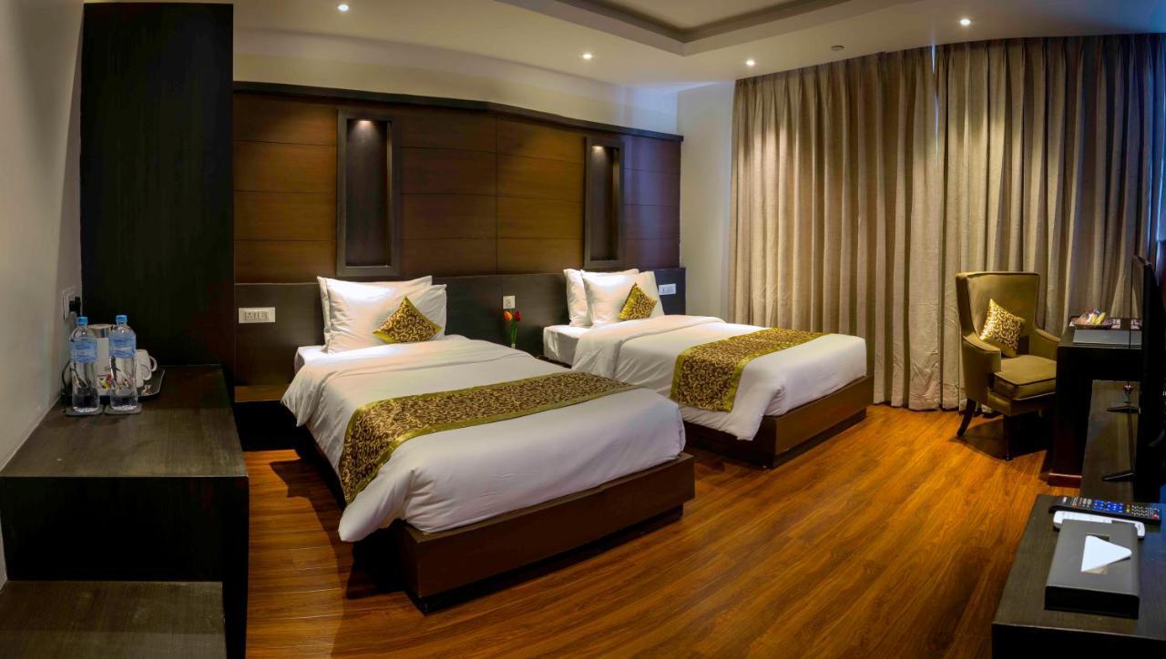 Hotel The Kingsbury Birtamode Экстерьер фото