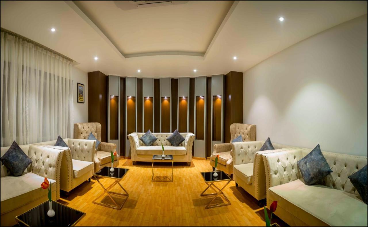 Hotel The Kingsbury Birtamode Экстерьер фото